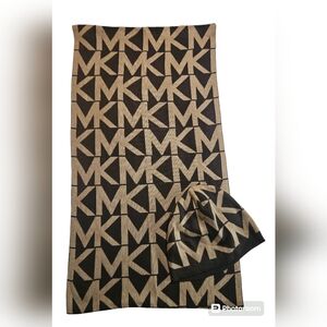 Michael Kors Scarve and Beanie